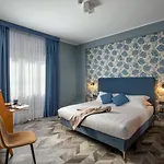 Bloom Hotel Rome