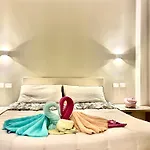 Vatican Suite