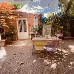 Cozy Studio Flat With Garden