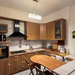 Sr Guest House