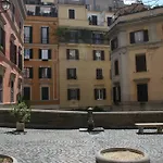 Stella\'S Apartment In Monti