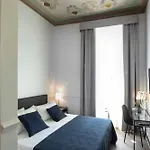 Gemini Suites Navona