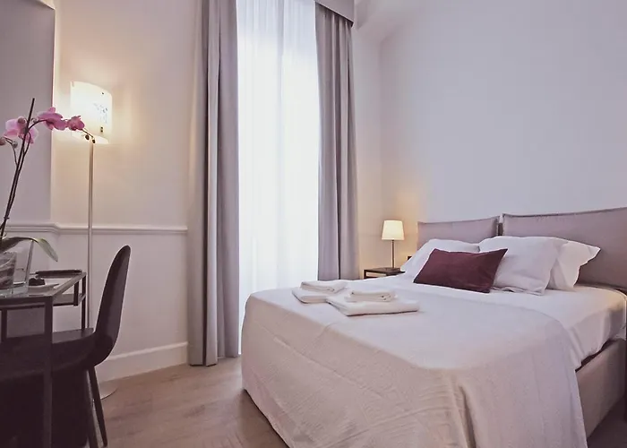 Gemini Suites Navona