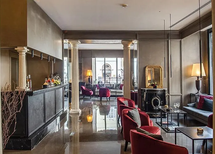 Colonna Palace Hotel