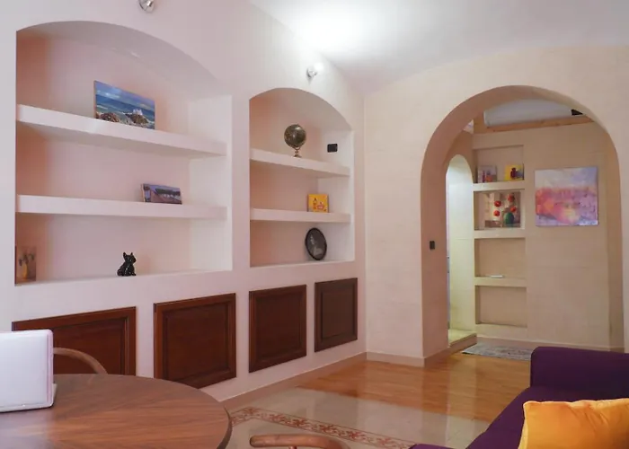 Giancarla Luxury Apartment In Rome San Lorenzo - Termini