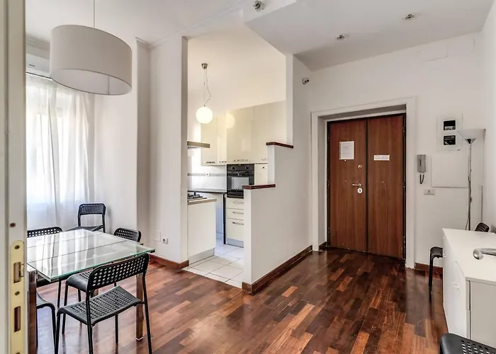 Re Di Roma Lovely Apartments
