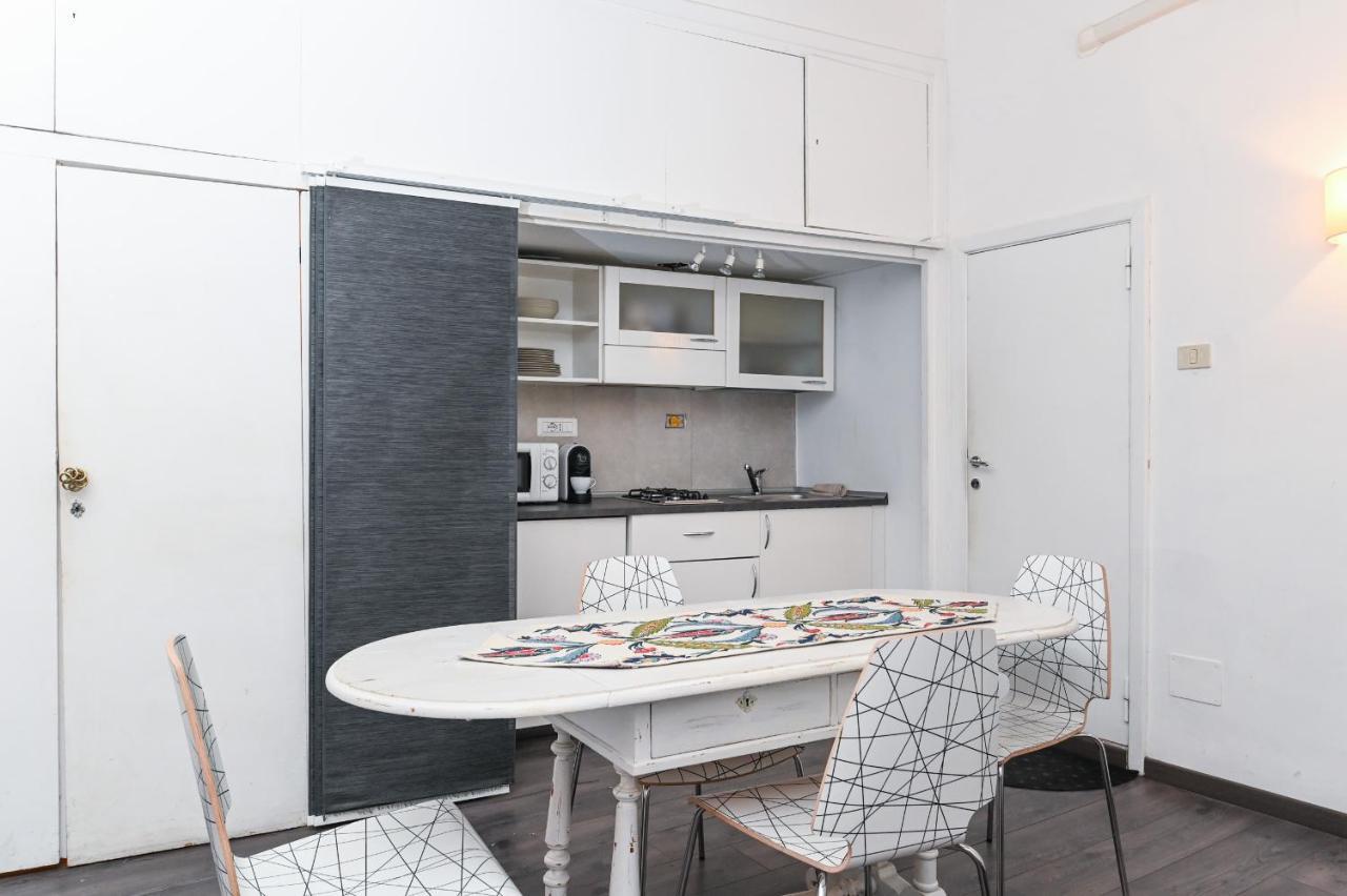 Gorgeous Trastevere Loft On The River Apartment *