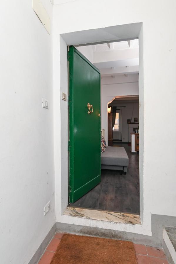 Apartment Gorgeous Trastevere Loft On The River Rome