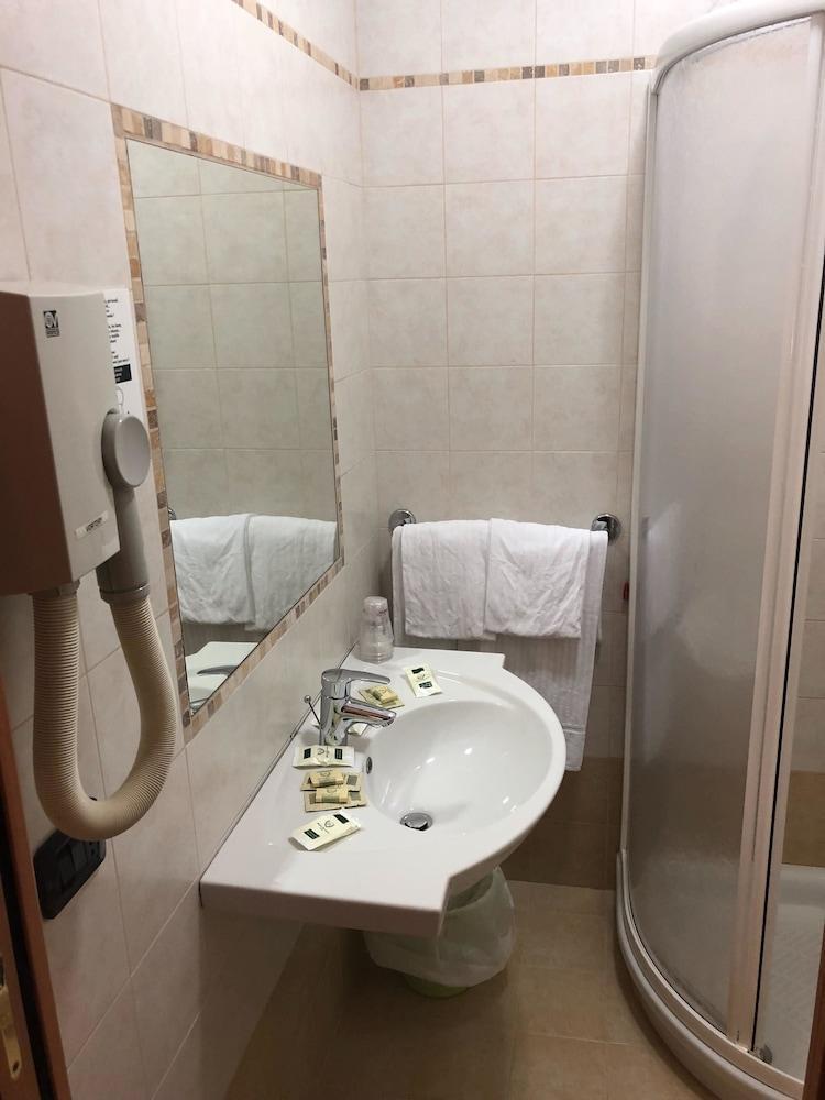 Hotel Mariano Rome
