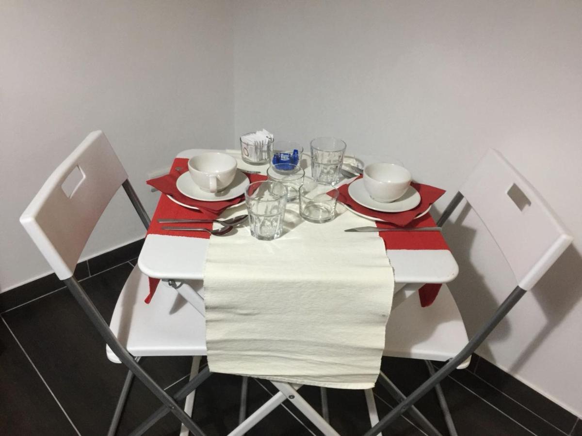Style Di Elisabetta Notari Roma
