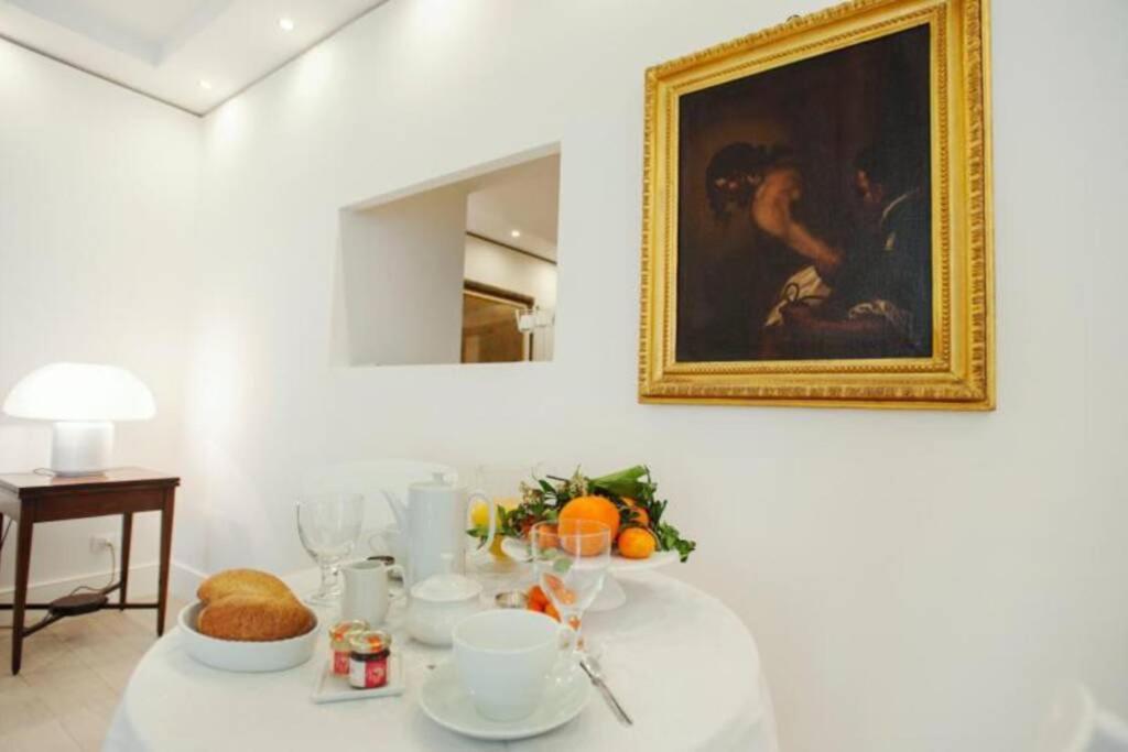 Cartari9 Apartment