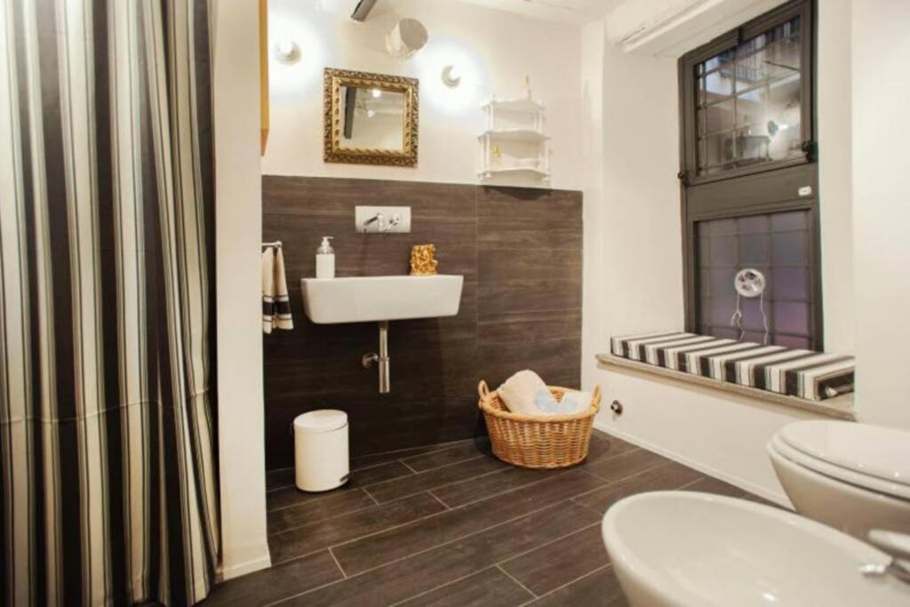 Cartari9 Apartment