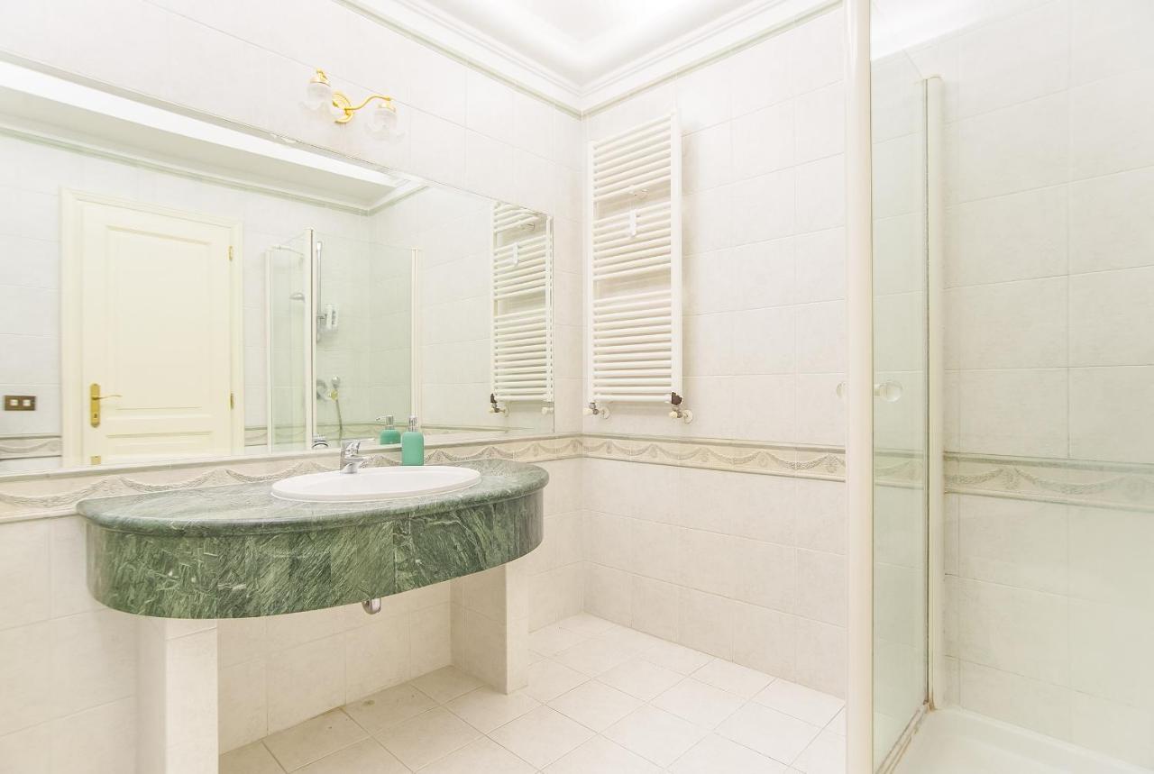 Appartamento Eur Luminous And Large Family Terrace