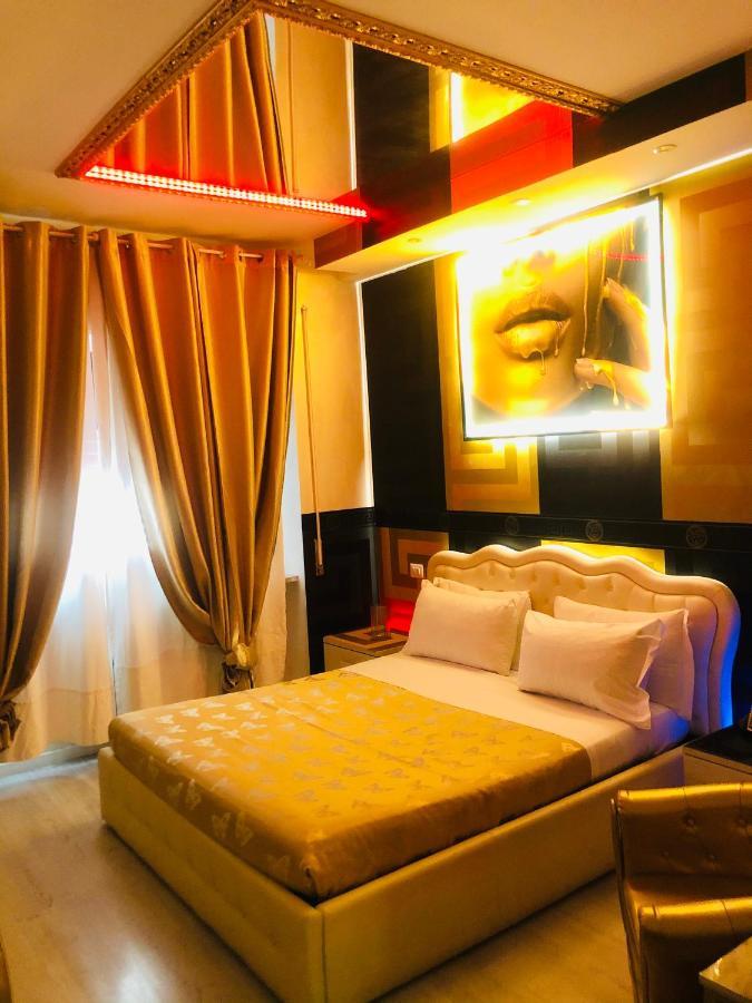 Bed & Breakfast Bed Cinecitta’ *