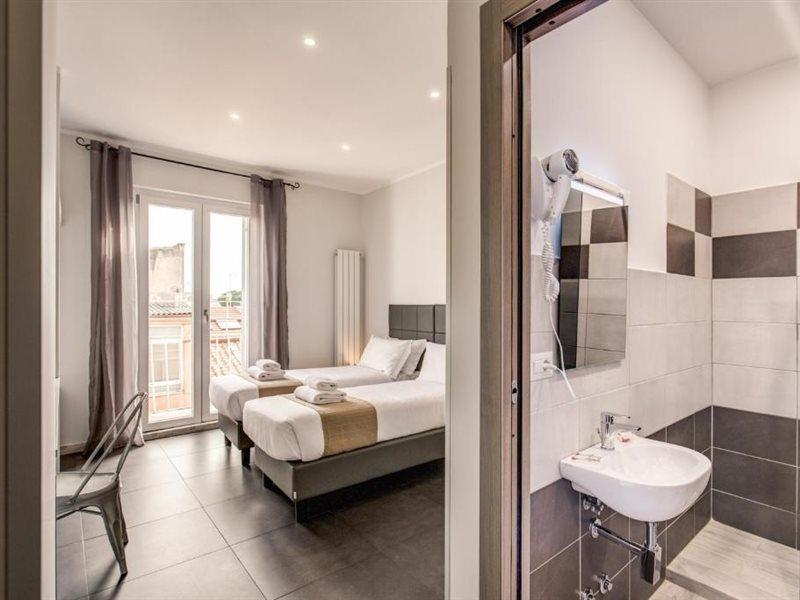 Floor 6 Guest house Rome