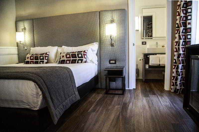 The Independent Guest house 4*