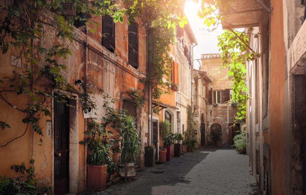 Moroni Trastevere Rome