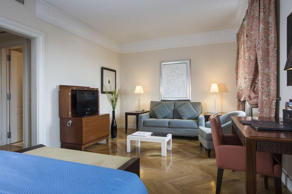 Hotel Rose Garden Palace By Omnia 4*