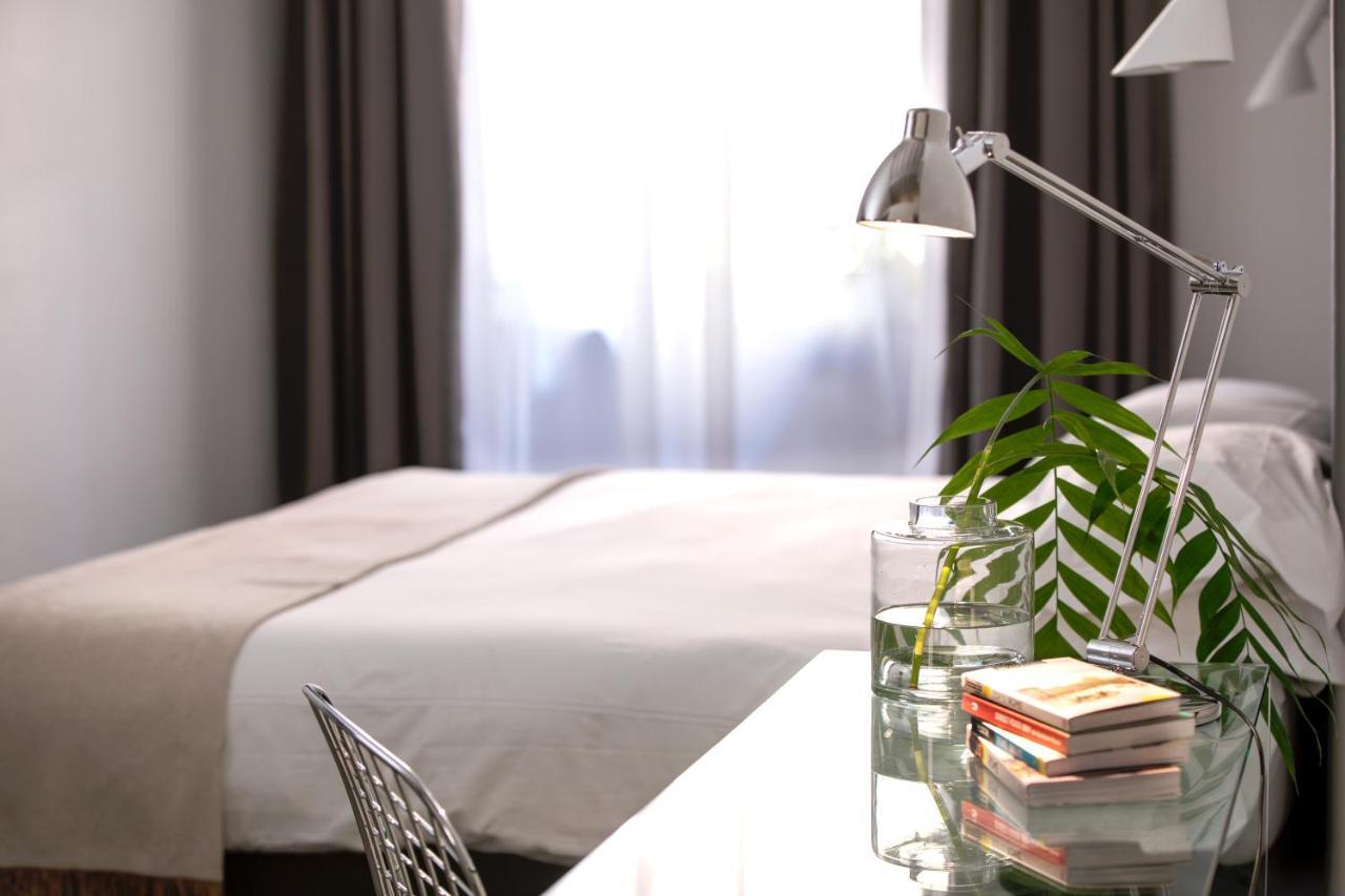 N - Space Modern Guestrooms Guest house *