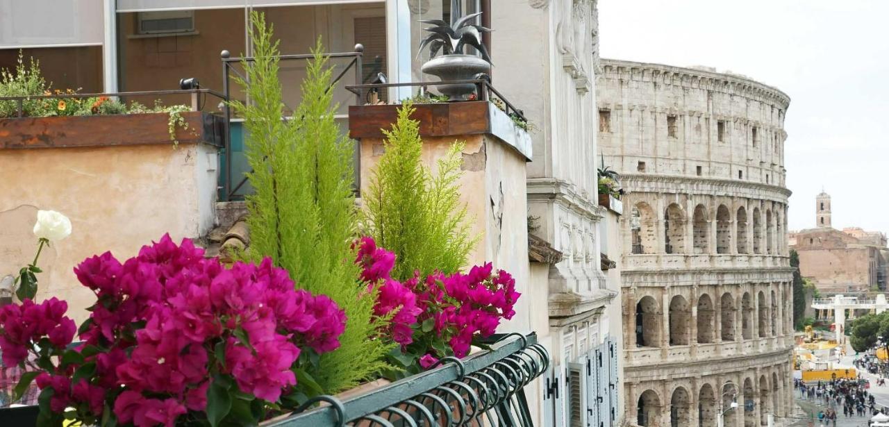 In Colosseo View Luxury Apartment