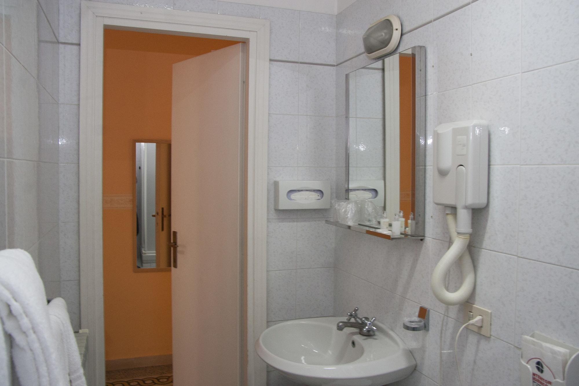 Casa La Salle - Vaticano Guest house