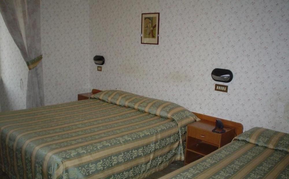 Hotel Demetra Capitolina Rome