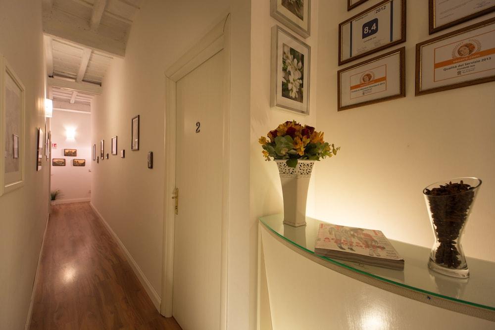 Guest house Magenta Deluxe Cancello 2*