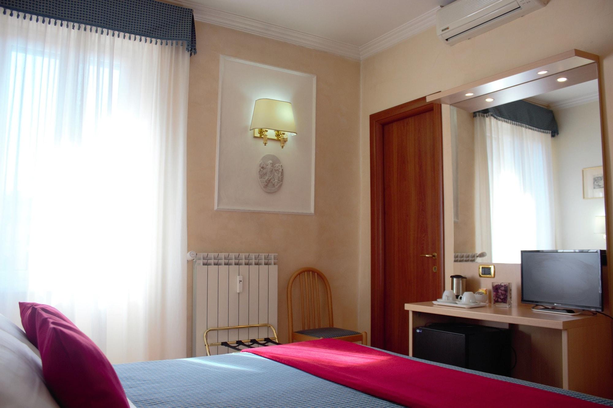 Citta Eterna Hotel