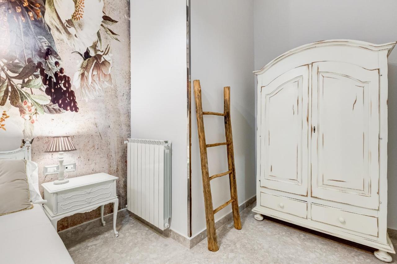 Apartment Trevi Fountain - Shabby - Romedreamhome