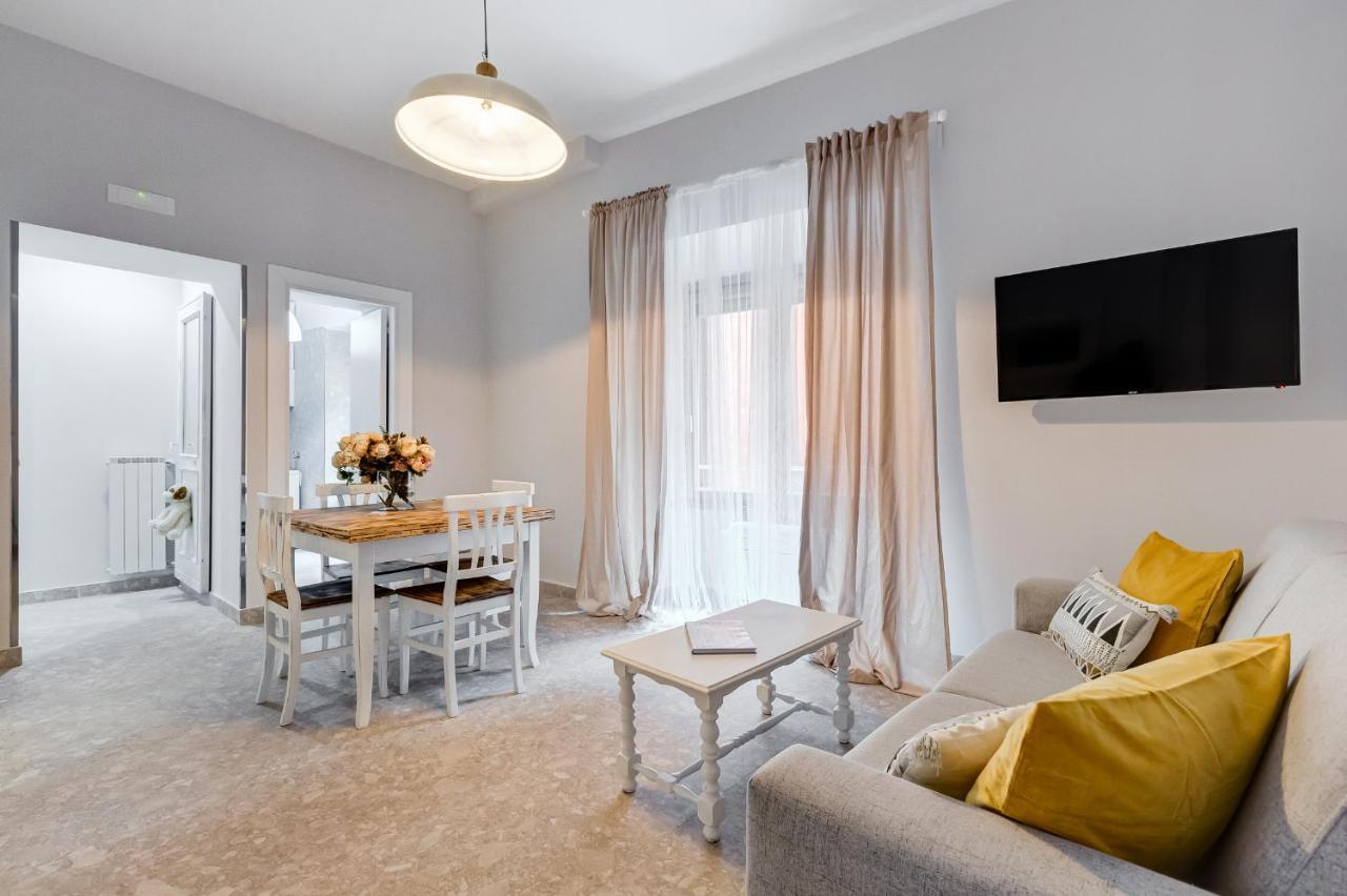 Apartment Trevi Fountain - Shabby - Romedreamhome Rome