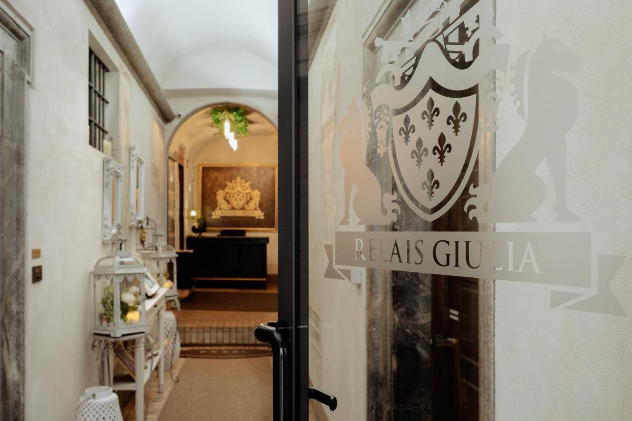 Relais Giulia Bed & Breakfast 2*