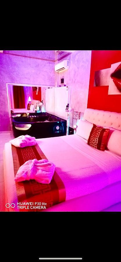 Bed Cinecitta’ Bed & Breakfast
