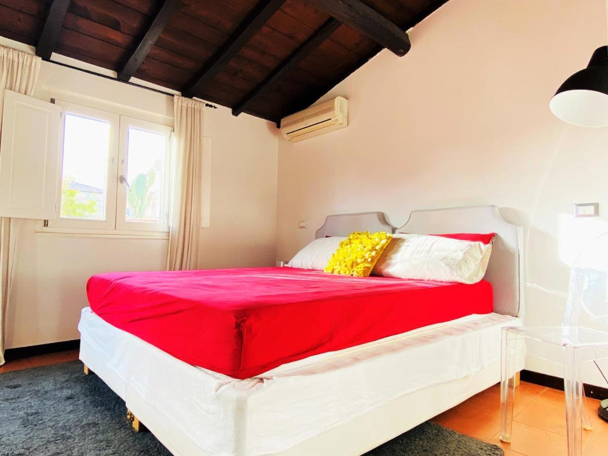 Roof Under The Skyfall Apartment Rome