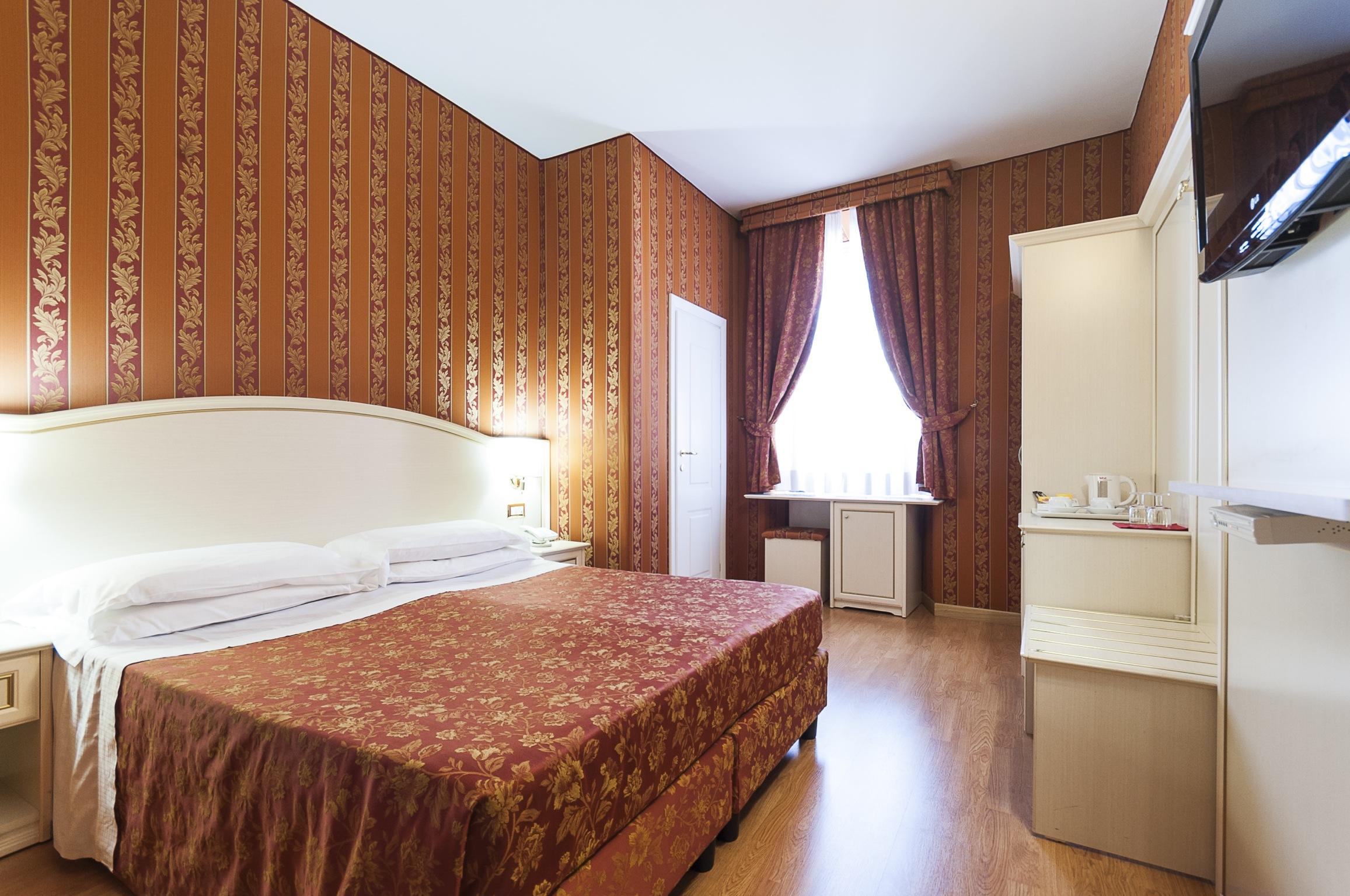Hotel Trevi 41 Rome