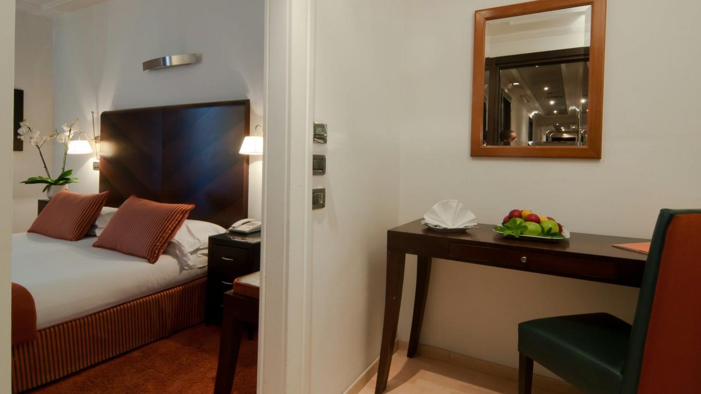 Ariston 4* Rome