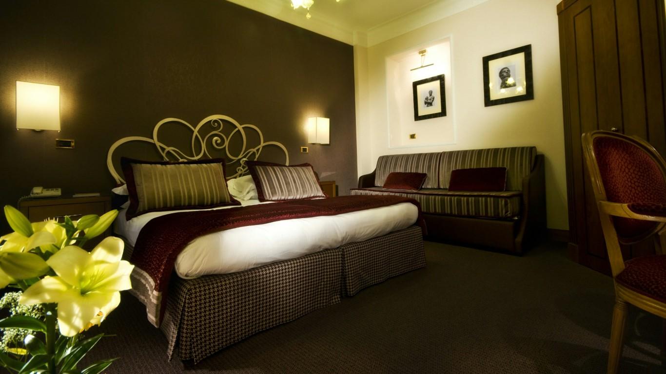 Ariston Hotel