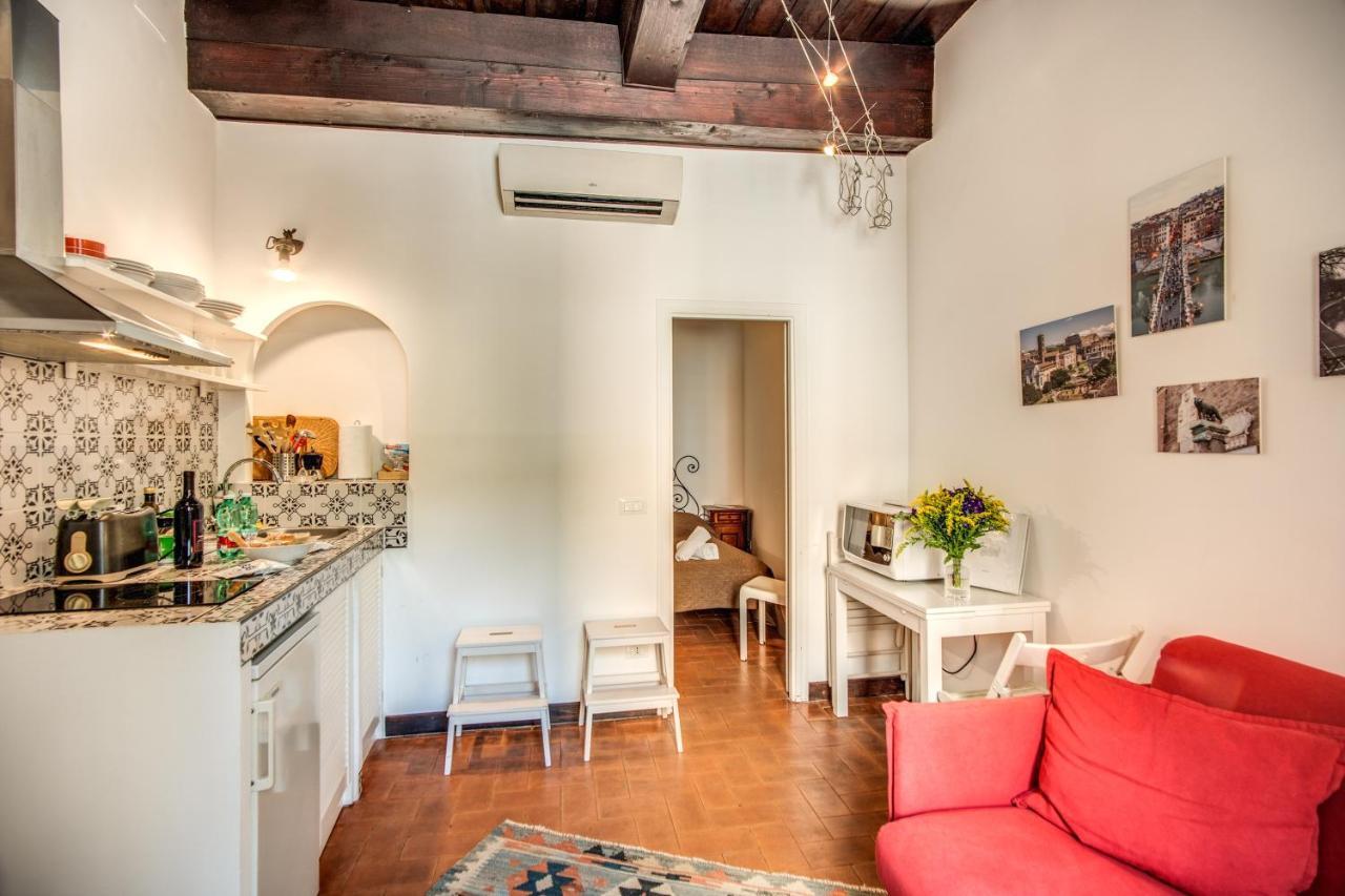 Lovely Flat In The Heart Of Trastevere