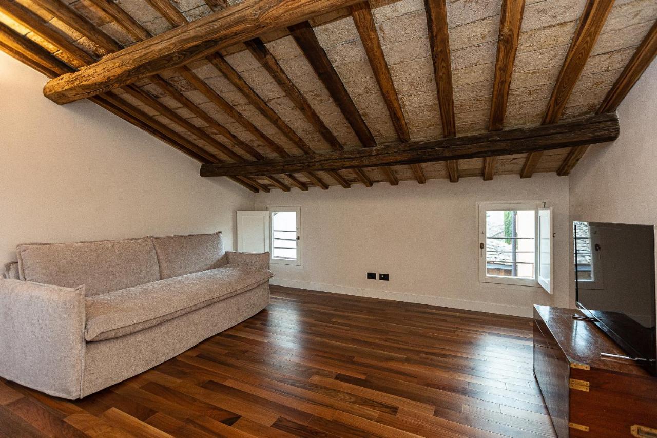 Apartment Coronari-rental In Rome