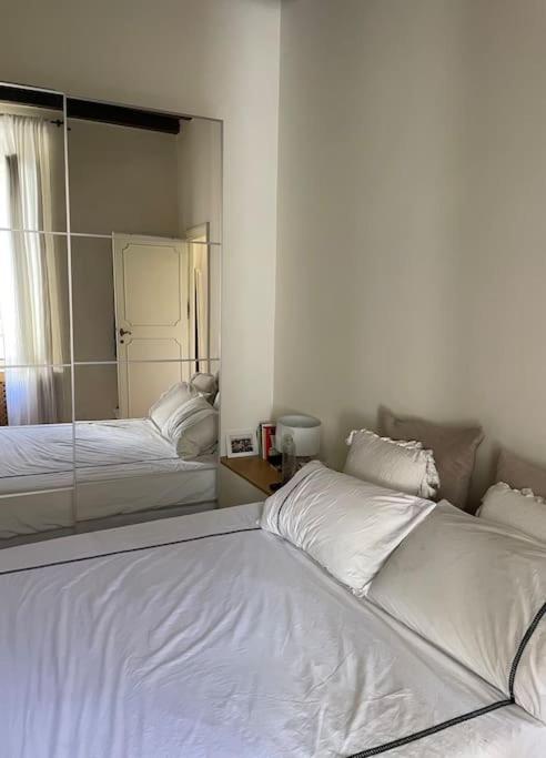 Campo De Fiori New Beautiful And Silent Apartment *
