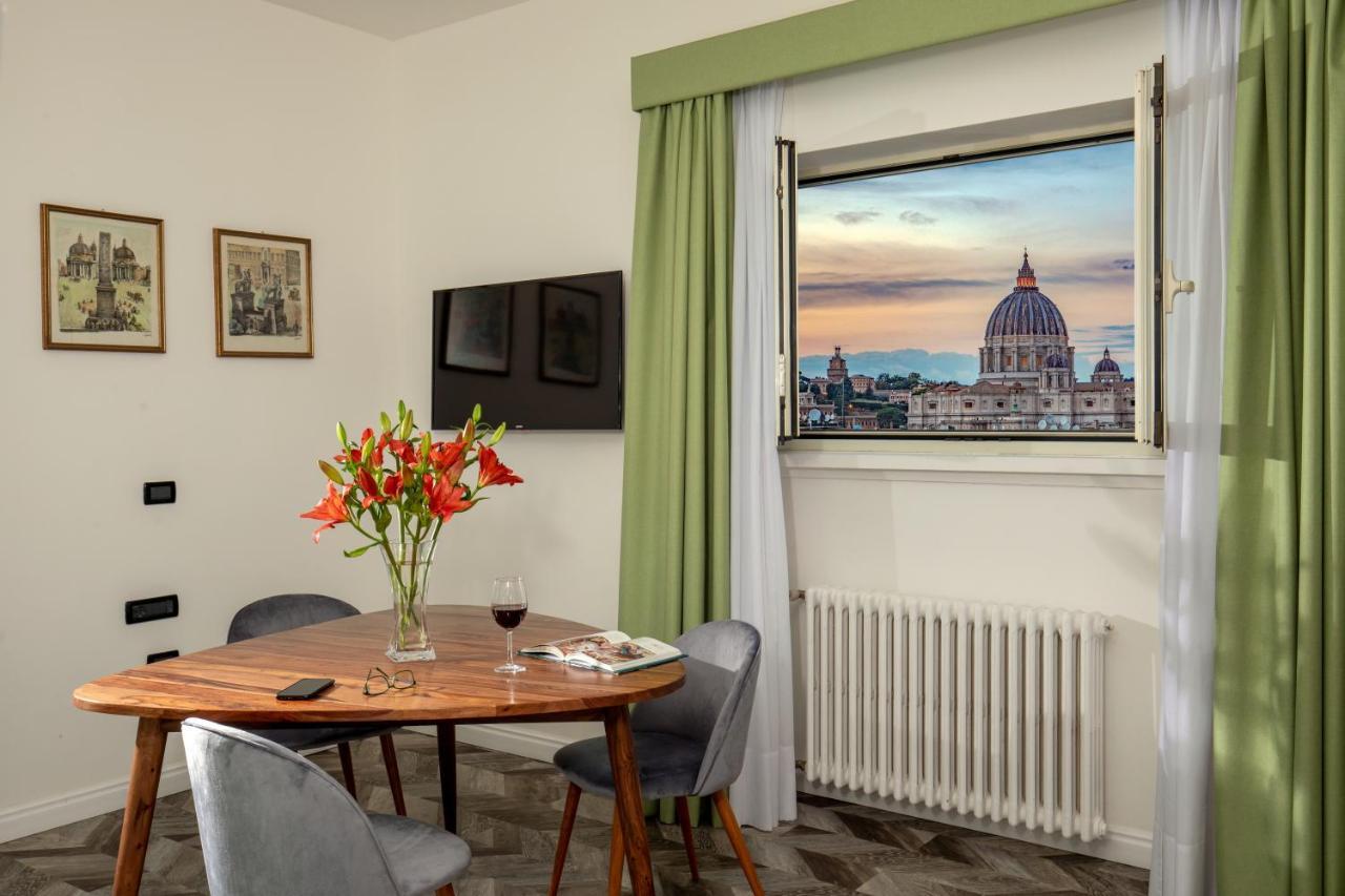 Bloom Roma