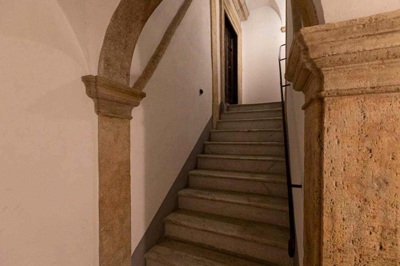 Toniolo Two Bedroom Two Bath Apartment Rome