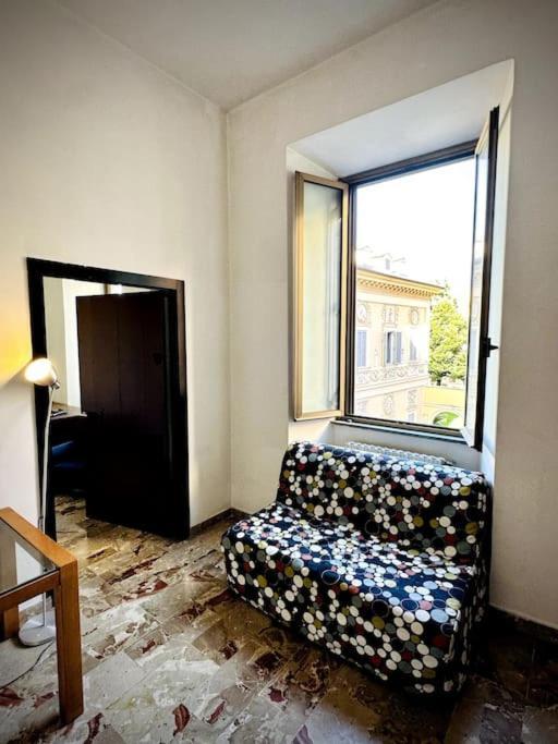San Giovanni Pretty Metro A Apartment Rome