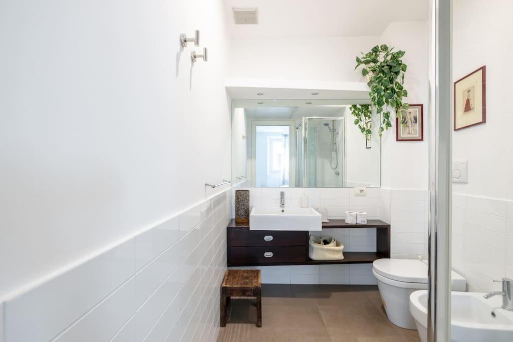 Apartment Hospitalityrome Monti Leonina With Terrace Rome