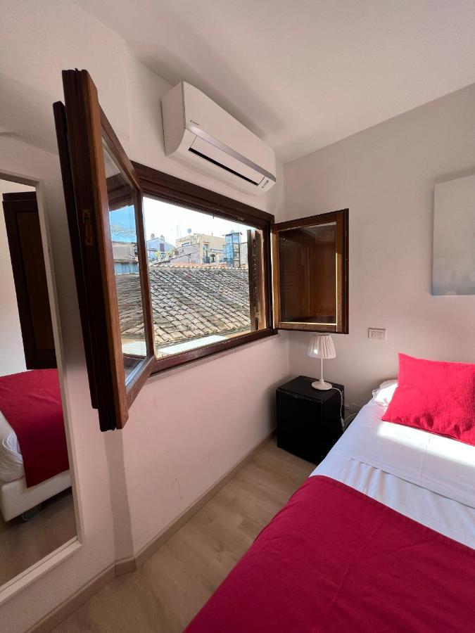 Guest house Minerva Monks 2*