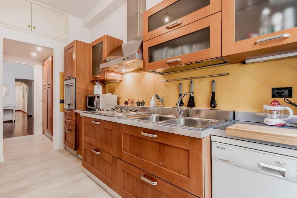 Casa Del Borgo Elegant 200 M From The Vatican 8/pax Rome