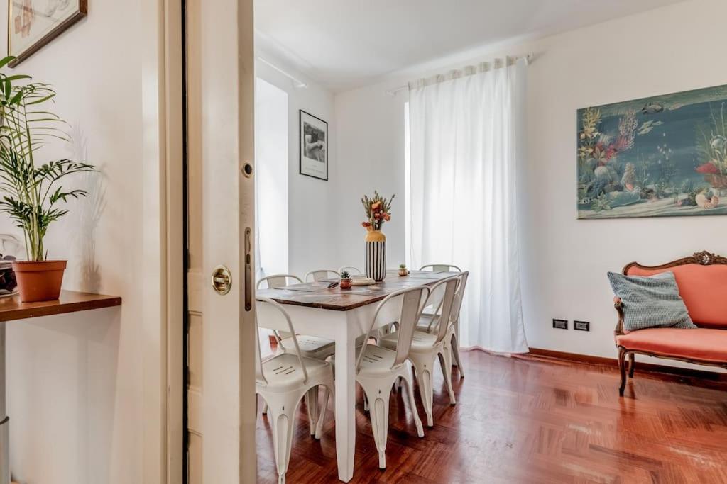 Casa Del Borgo Elegant 200 M From The Vatican 8/pax * Rome