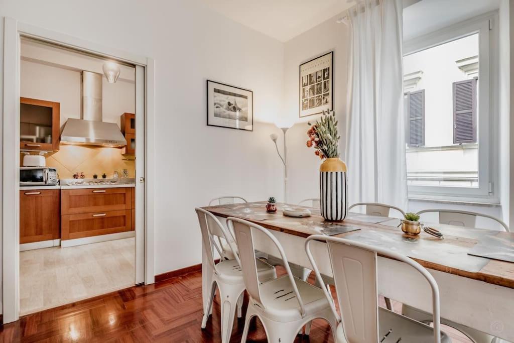 Casa Del Borgo Elegant 200 M From The Vatican 8/pax Rome