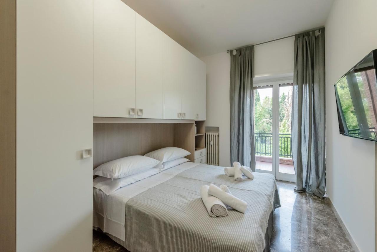 Residenza Eres Eur Apartment *