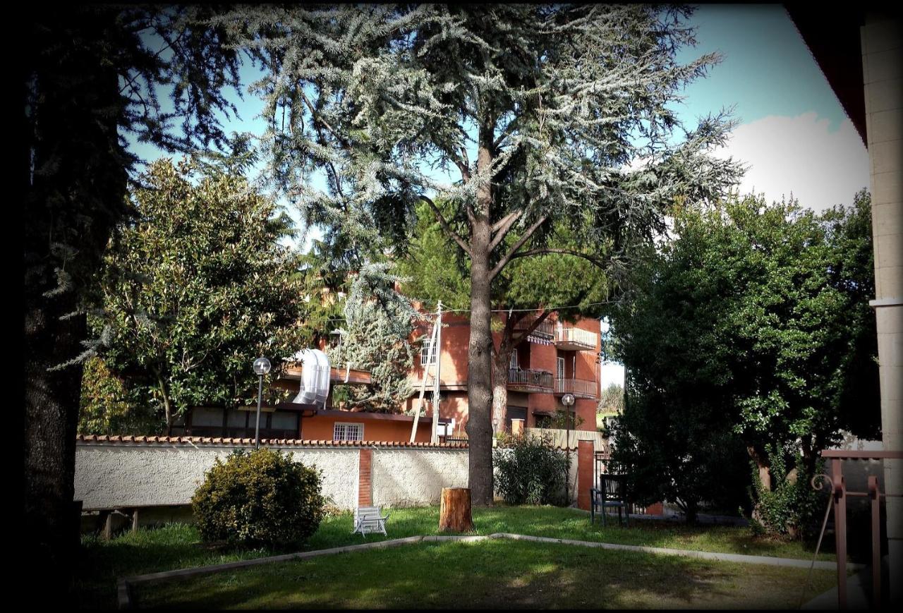 La Casa Degli Oleandri Guest house *