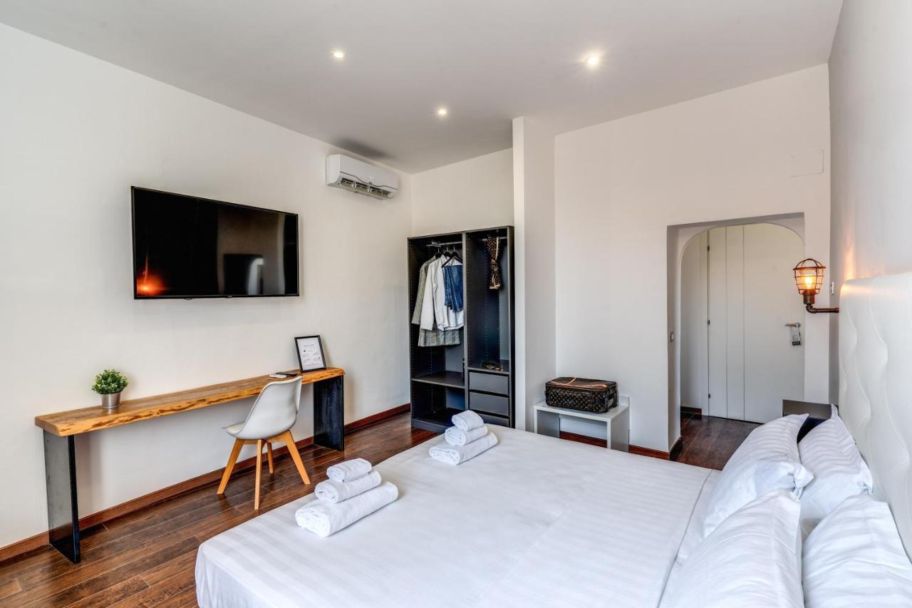 Effe Luxury Palace Bed & Breakfast